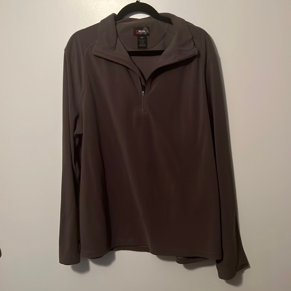Men’s XL long sleeve pull over - Picture 2 of 2